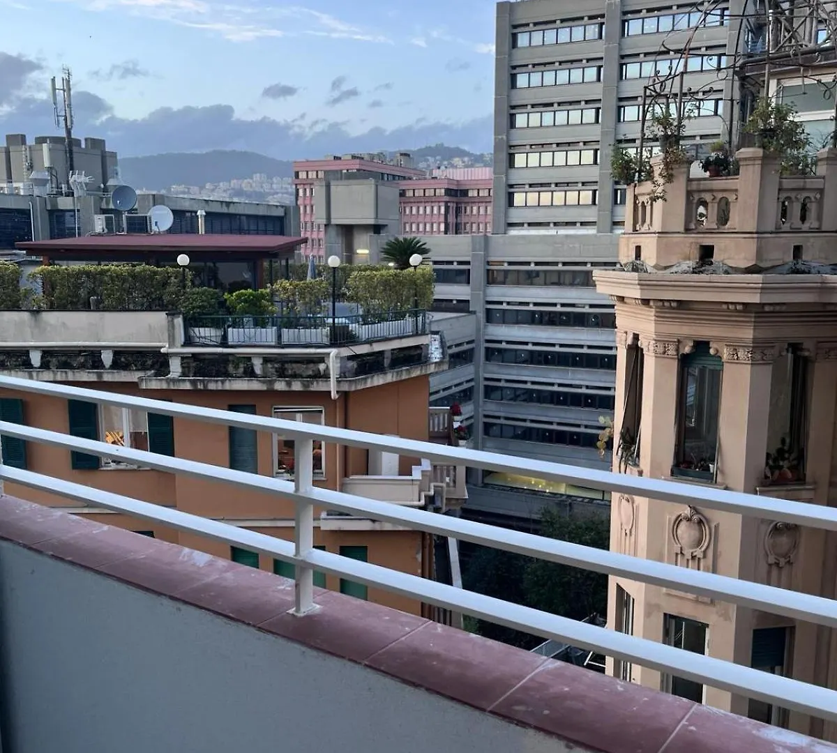Casa Lanterna Mamaisongenova 0*, Genoa